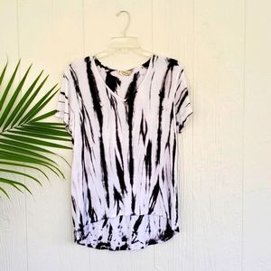 Tryst by Mathew tie dye long t shirt size XL